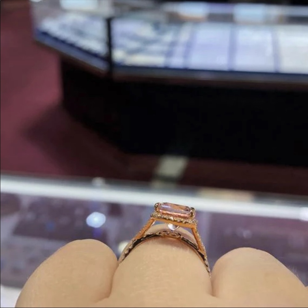 Rose Gold Cushion Morganite Diamond - Picture 9 of 11